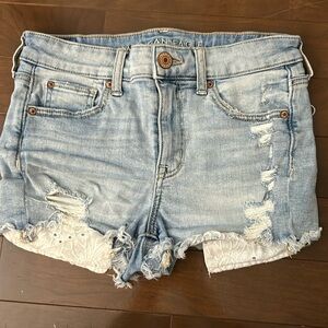 Light wash denim American eagle short